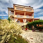 Kastell-3 By Interhome
