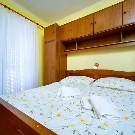Kastell-3 By Interhome * Lopar